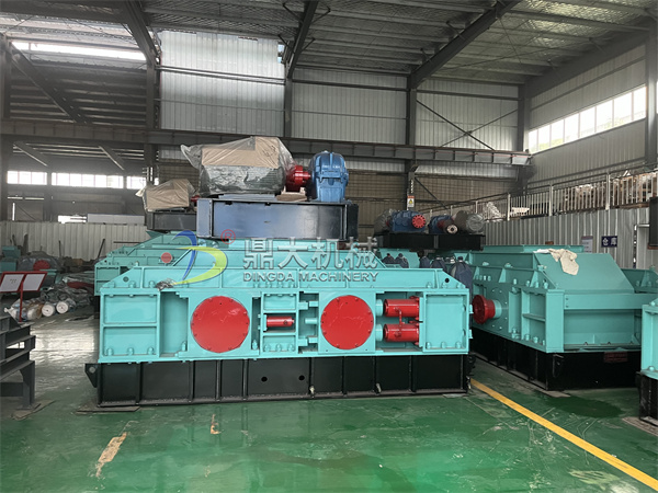 對(duì)輥制砂機(jī) 對(duì)輥制砂機(jī)