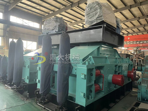 液壓對輥破碎機(jī) 液壓對輥破碎機(jī)