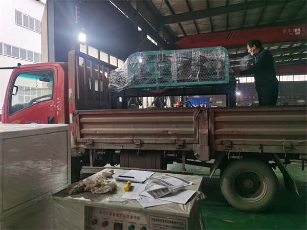 �l(f��)���ճ���400��250�p�X݁����C(j��)