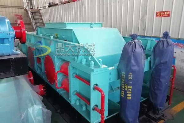 對(duì)輥制砂機(jī) 對(duì)輥制砂機(jī)