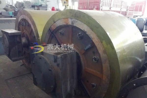 液壓對(duì)輥破碎機(jī)輥皮 液壓對(duì)輥破碎機(jī)輥皮